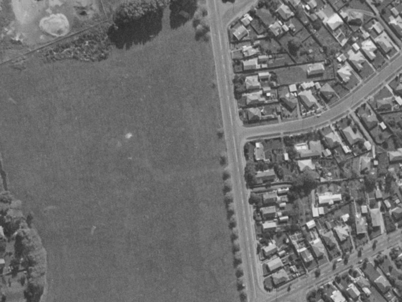 23 Lyttelton Street from the air, 1970-1974