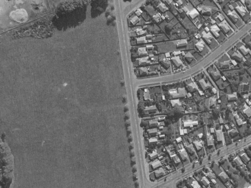 22 Lyttelton Street from the air, 1970-1974