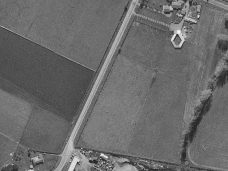37 Riverton Terrace from the air, 1970-1974
