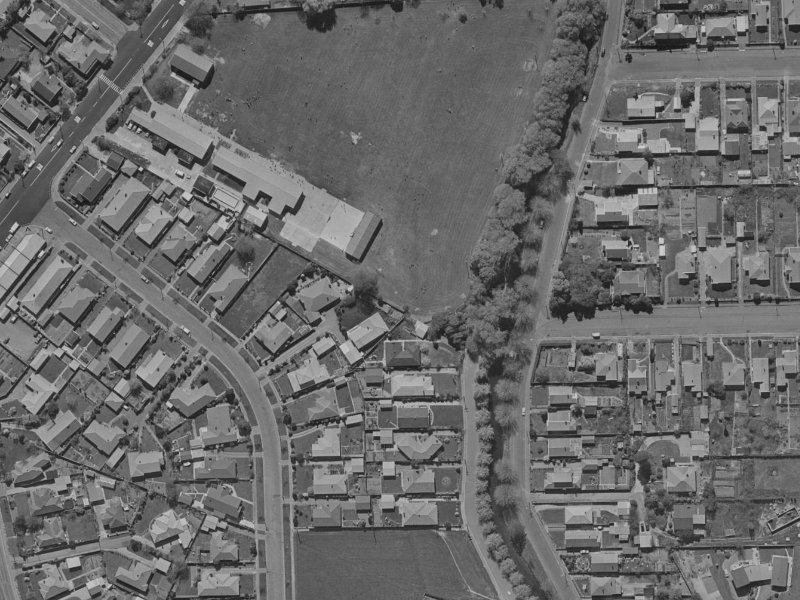 22 Remuera Avenue from the air, 1970-1974