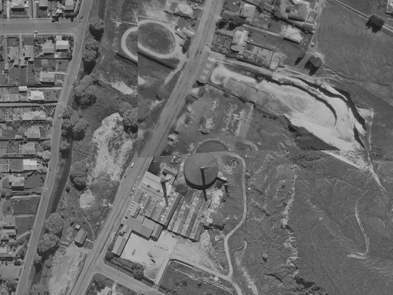 3 Woodlau Rise from the air, 1970-1974