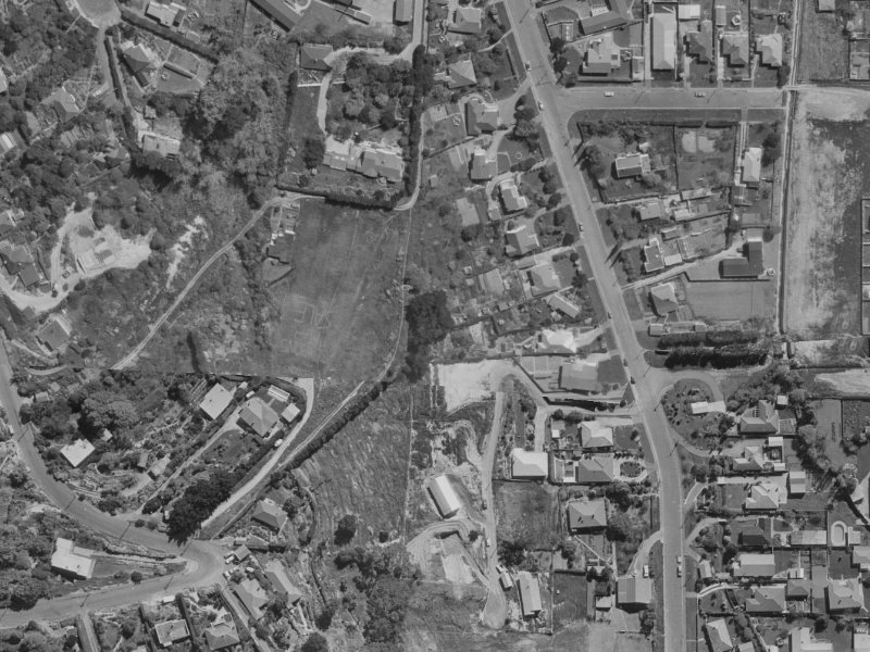 8 Errol Lane from the air, 1970-1974