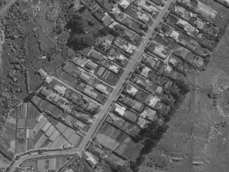 94 Moncks Spur Road from the air, 1970-1974