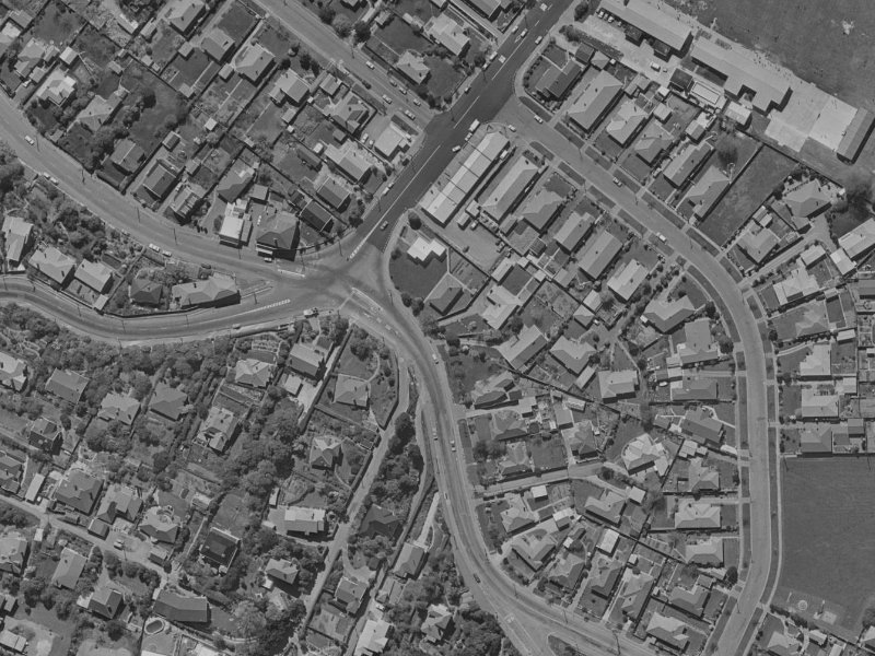 1 Centaurus Road from the air, 1970-1974