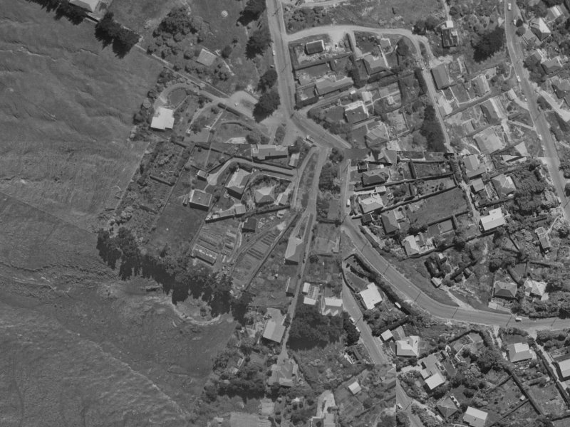 44D Huntsbury Avenue from the air, 1970-1974