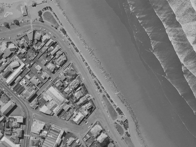 44–46 Esplanade from the air, 1970-1974