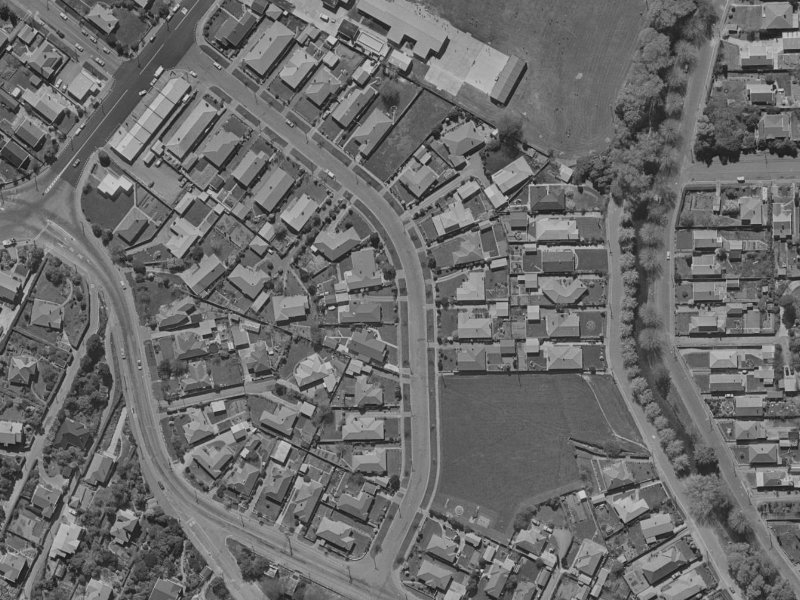 13 Remuera Avenue from the air, 1970-1974