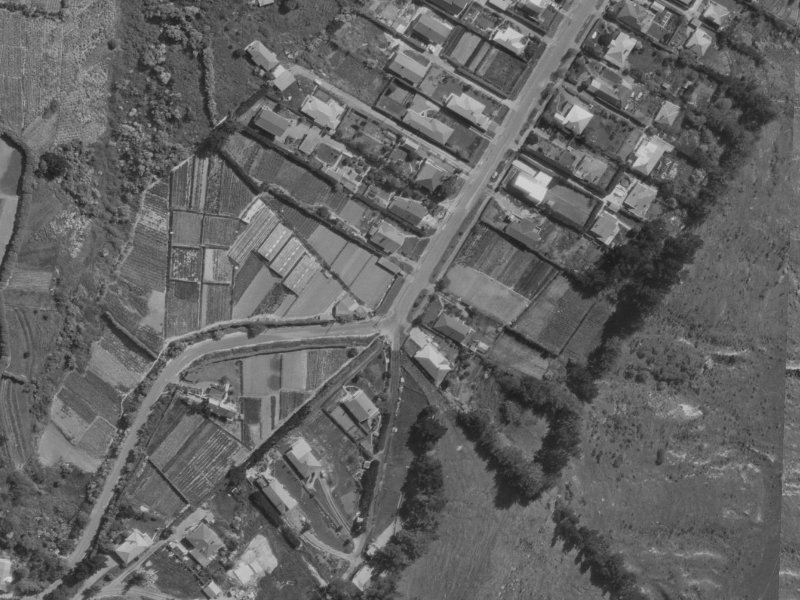 103 Moncks Spur Road from the air, 1970-1974