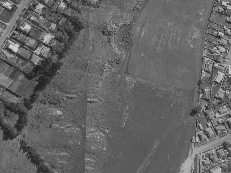 81 Moncks Spur Road from the air, 1970-1974