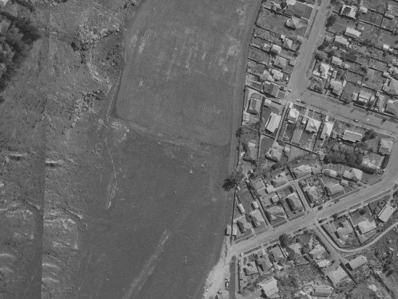 54 Bay View Road from the air, 1970-1974