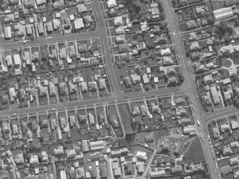 6 Leistrella Road from the air, 1970-1974
