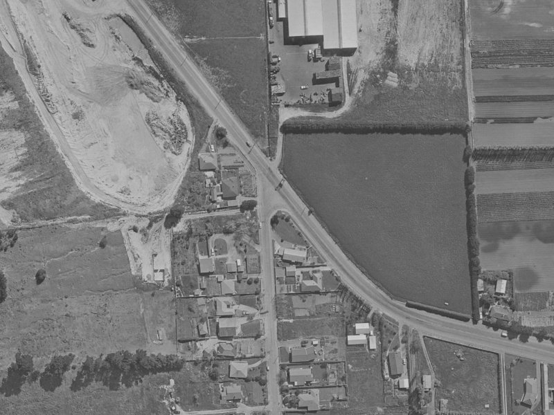4A Avoca Valley Road from the air, 1970-1974