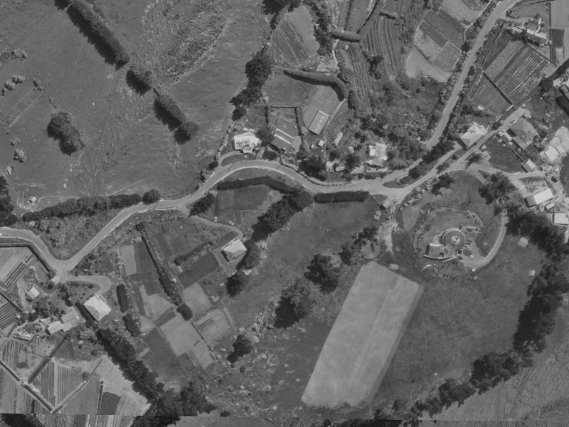 131 Moncks Spur Road from the air, 1970-1974