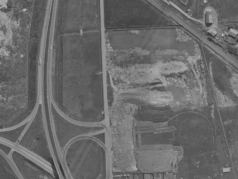 19 Wendy Place from the air, 1970-1974