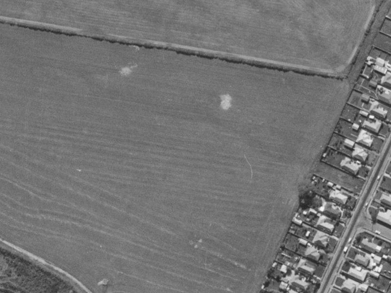 Rowanwood Cl from the air, 1970-1974
