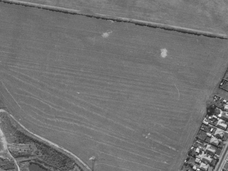 7 Rowanwood Cl from the air, 1970-1974