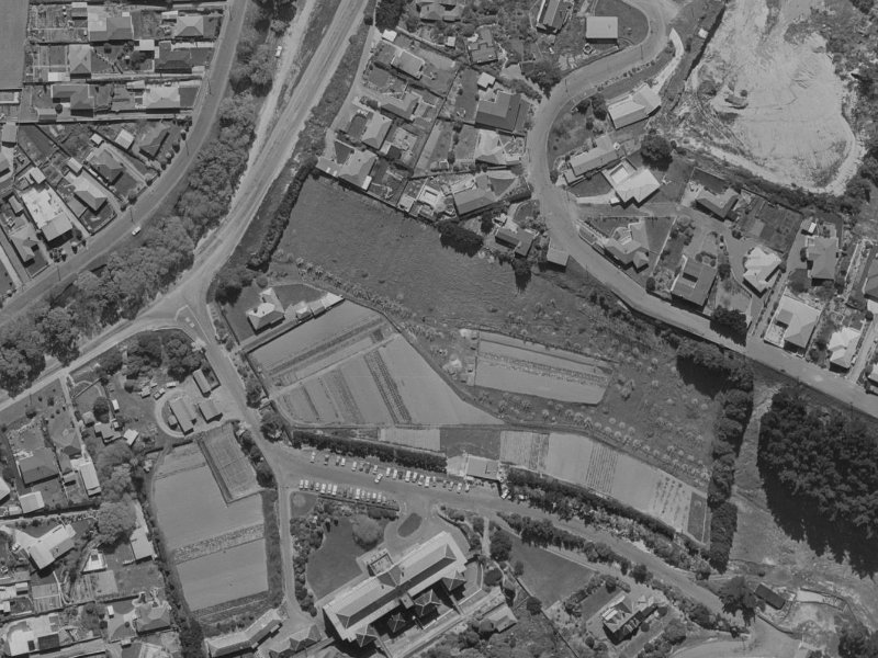 17 Enticott Place from the air, 1970-1974