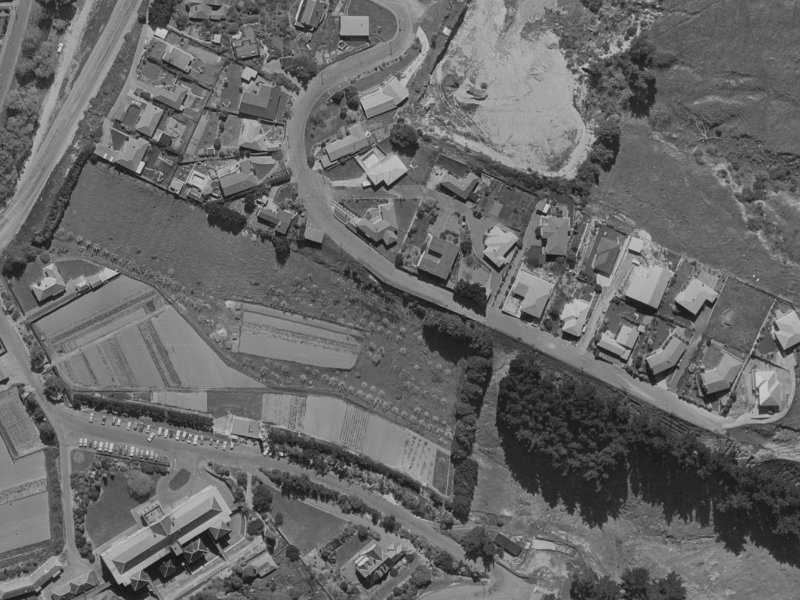 27 Enticott Place from the air, 1970-1974