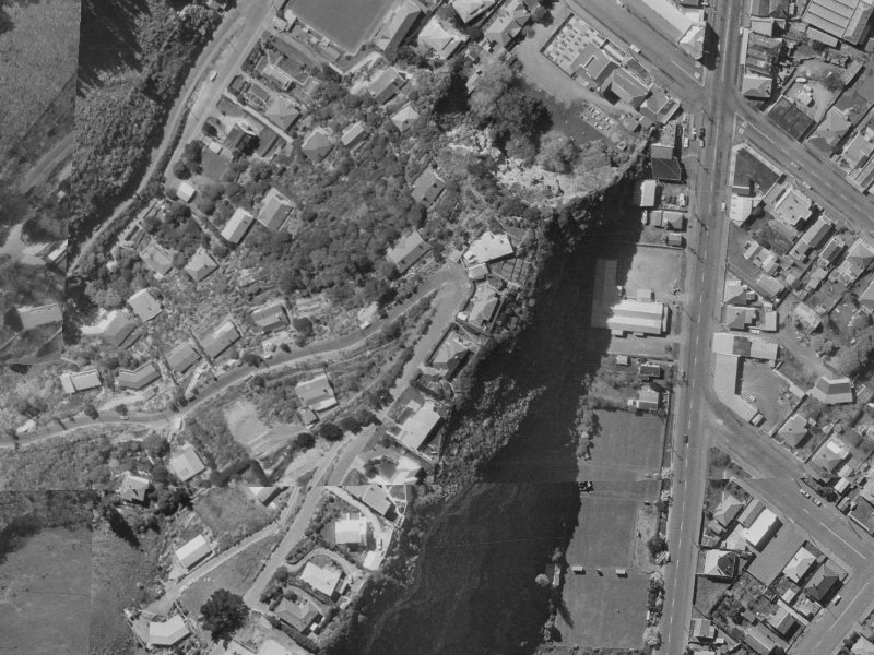 82 Richmond Hill Road from the air, 1970-1974