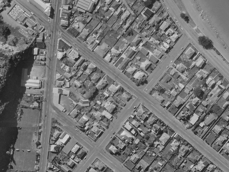 52 Nayland Street from the air, 1970-1974