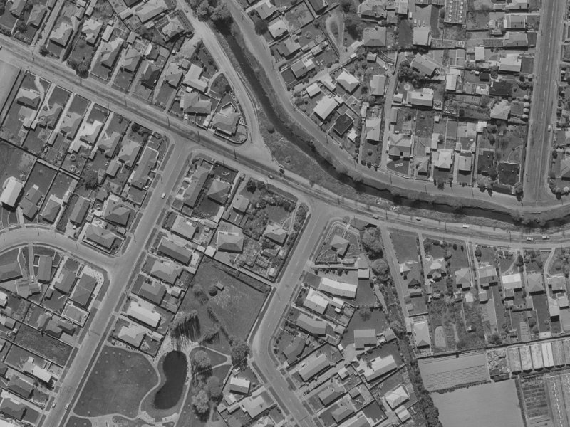 30 Centaurus Road from the air, 1970-1974