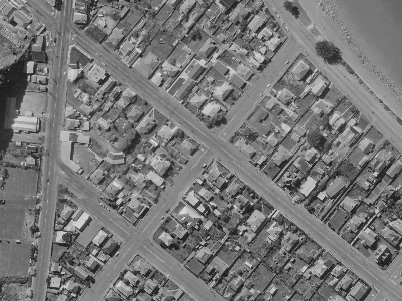 56 Nayland Street from the air, 1970-1974