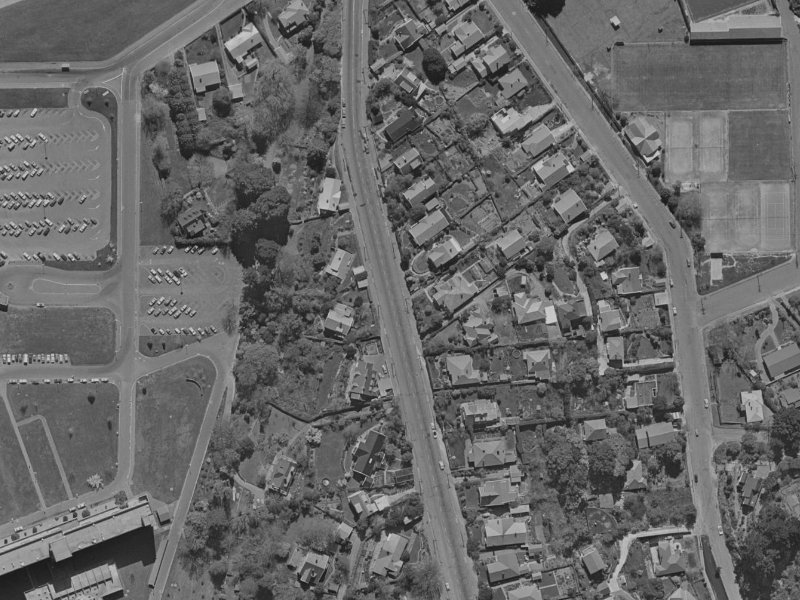 13-15 Hackthorne Road from the air, 1970-1974