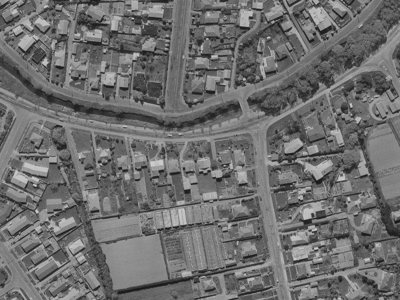 48 Centaurus Road from the air, 1970-1974