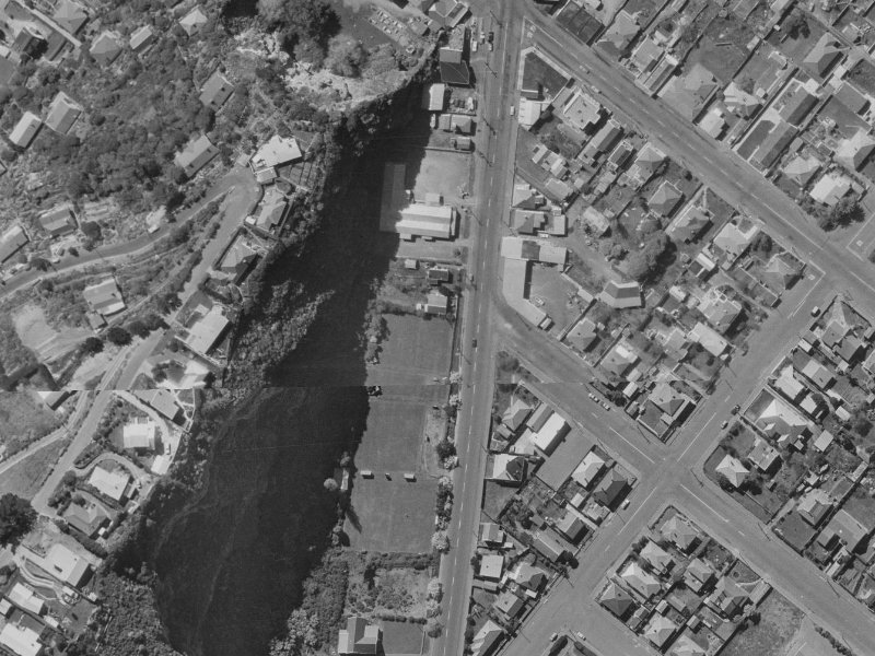 38 Wakefield Avenue from the air, 1970-1974