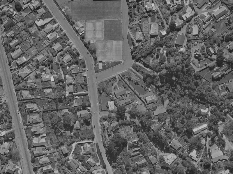 37 Crichton Terrace from the air, 1970-1974