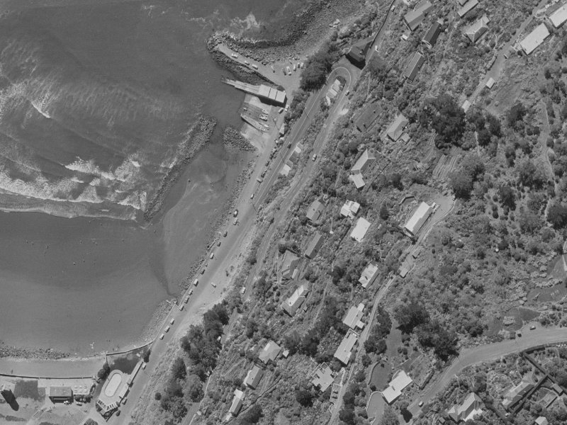 4–64 Scarborough Road from the air, 1970-1974