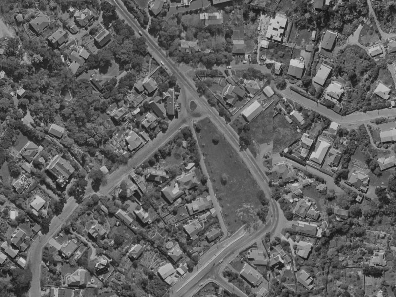 60 Dyers Pass Road from the air, 1970-1974