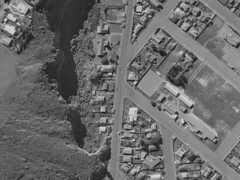 58 Wakefield Avenue from the air, 1970-1974