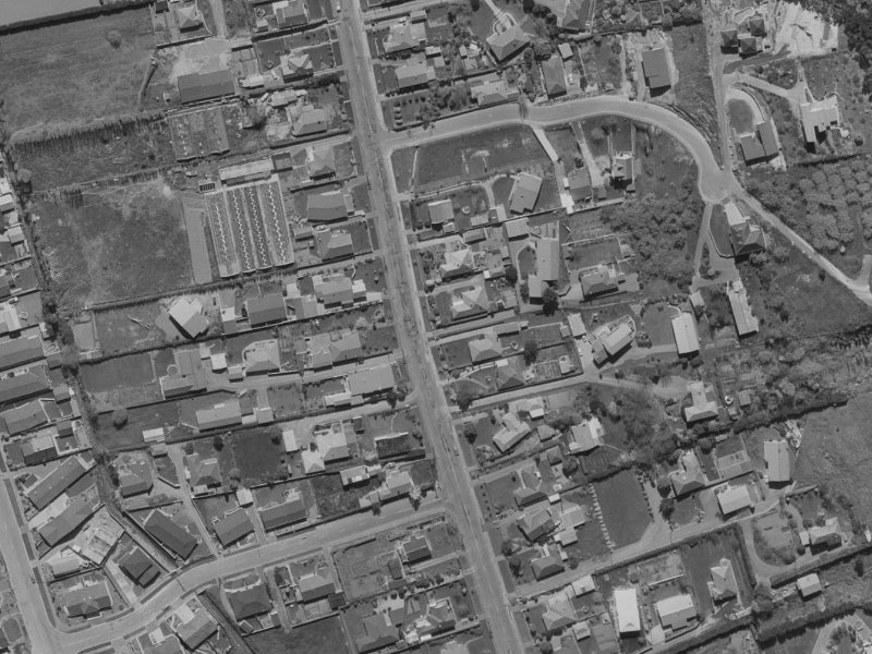 27 Bowenvale Avenue from the air, 1970-1974