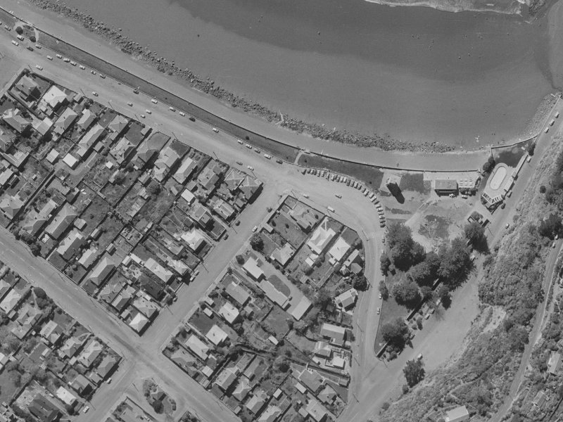 1 Head Street from the air, 1970-1974