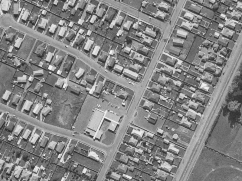 37 Ensign Street from the air, 1970-1974