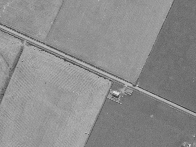 16 Elmslie Gr from the air, 1970-1974