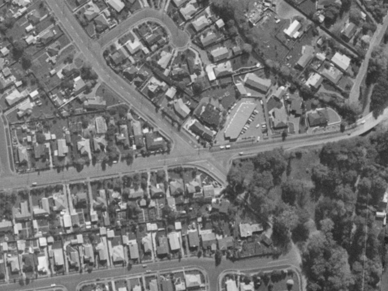 160 Cashmere Road from the air, 1970-1974