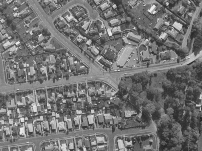 165 Cashmere Road from the air, 1970-1974