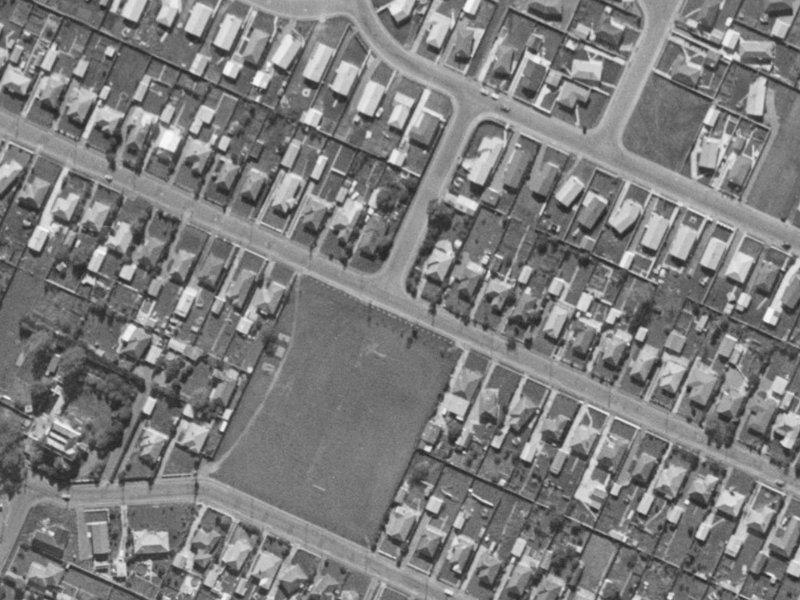 44 Checketts Avenue from the air, 1970-1974