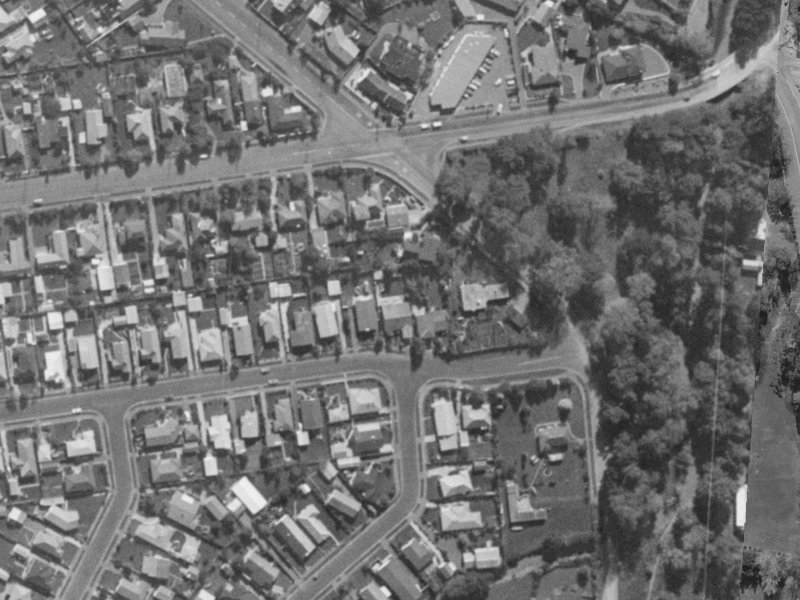 8 Hurunui Street from the air, 1970-1974