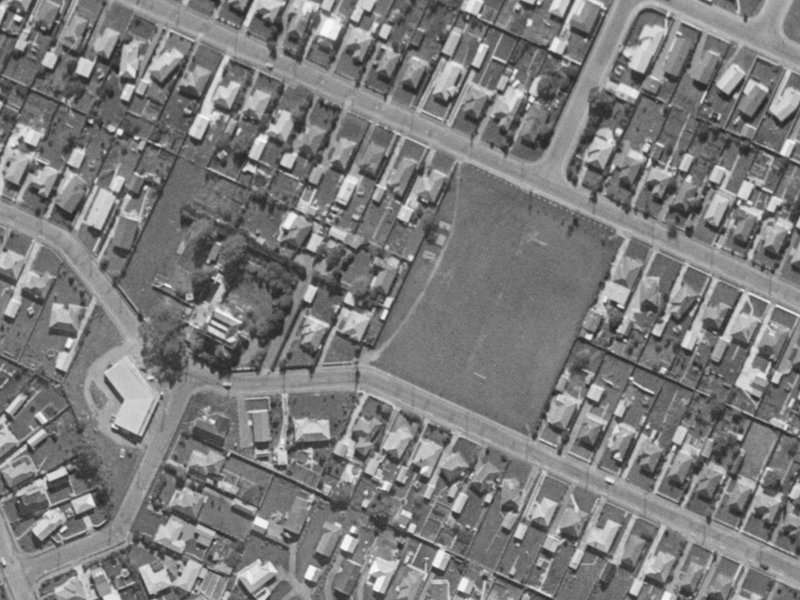 42 Nottingham Avenue from the air, 1970-1974