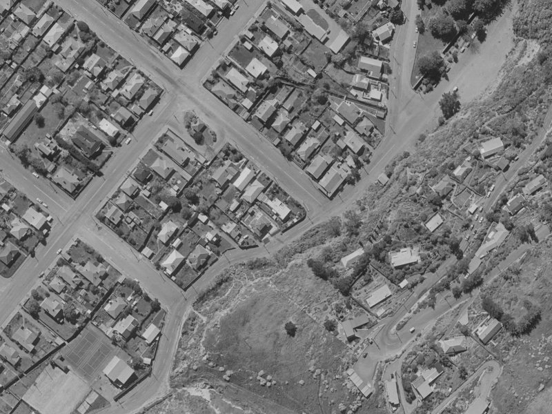 8 Heberden Avenue from the air, 1970-1974
