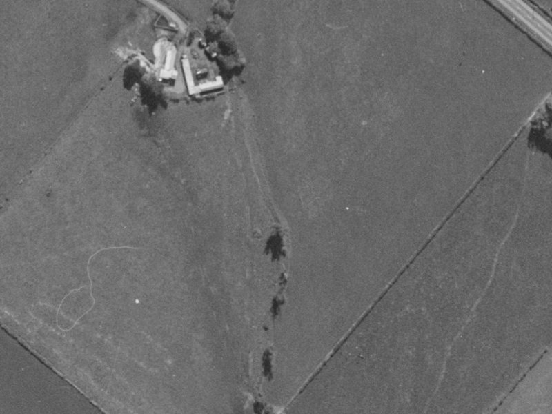 89 Caulfield Avenue from the air, 1970-1974