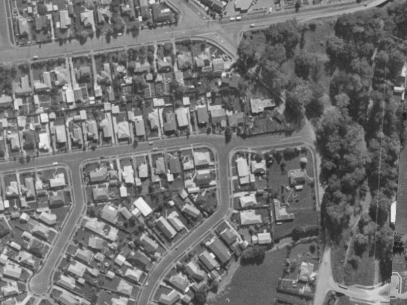 9 Hurunui Street from the air, 1970-1974