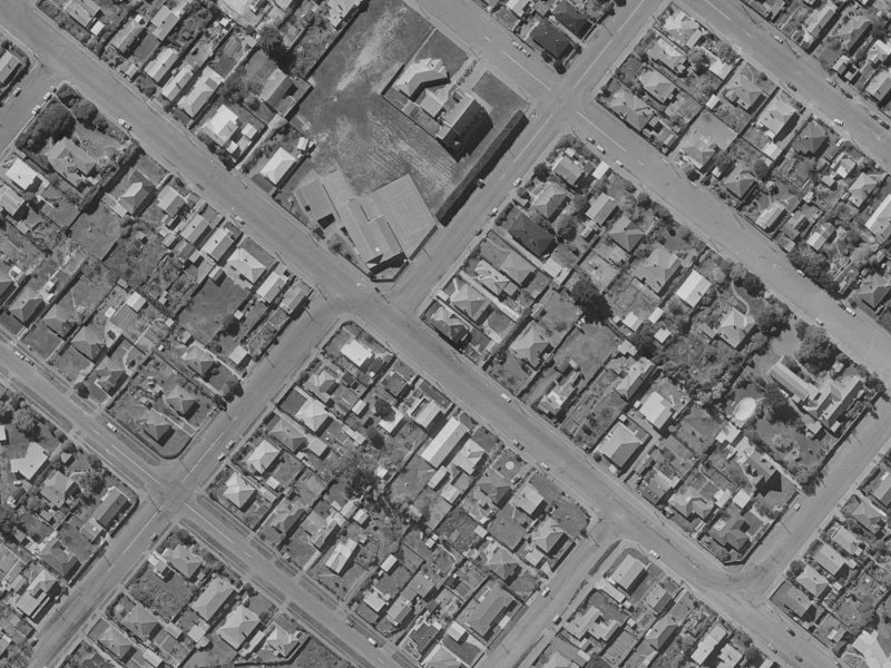 39 Menzies Street from the air, 1970-1974