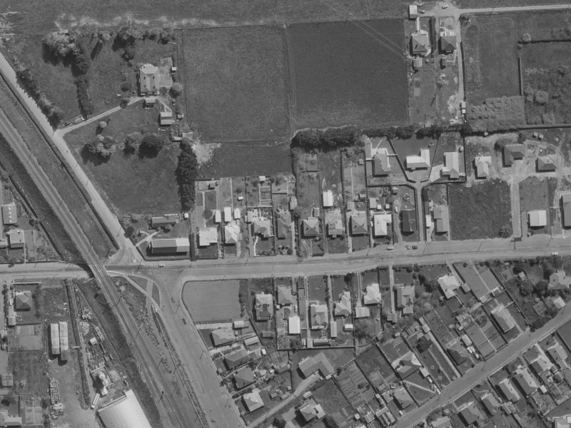 28 Martindales Road from the air, 1970-1974