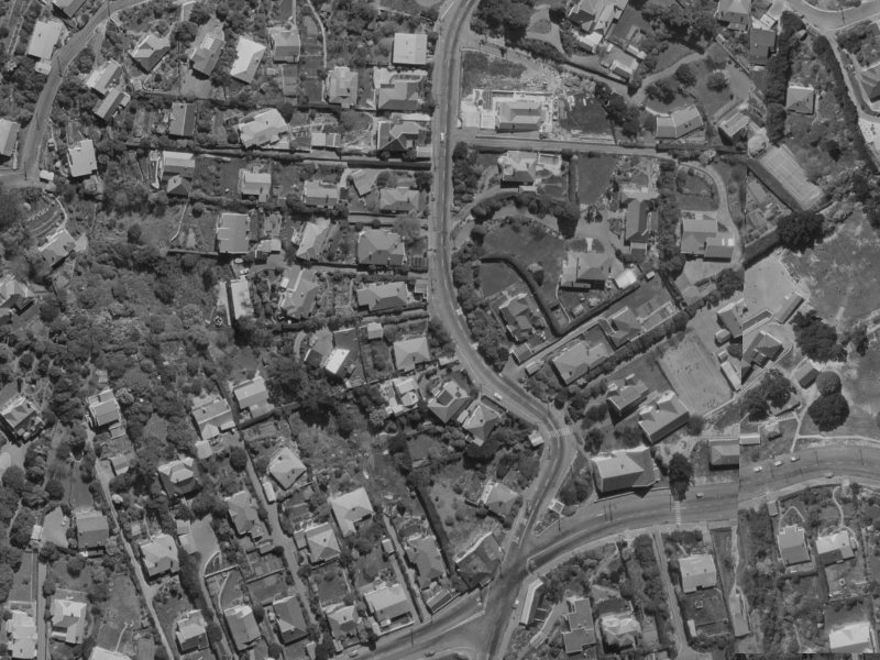 88 Dyers Pass Road from the air, 1970-1974