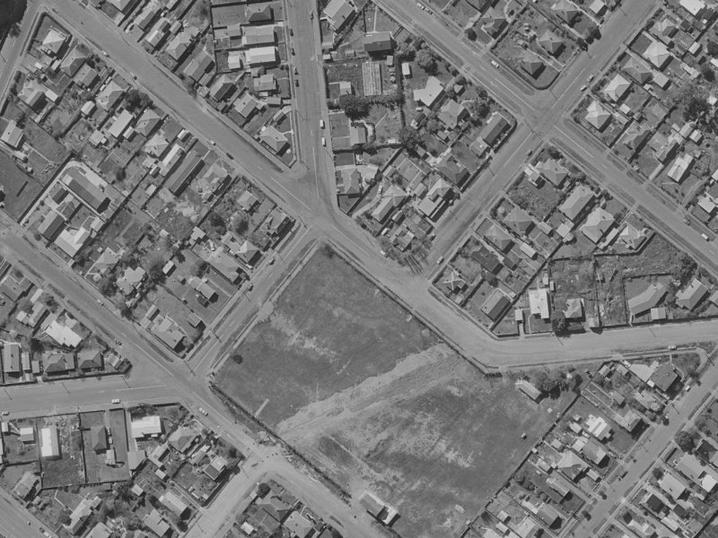 21 Denman Street from the air, 1970-1974