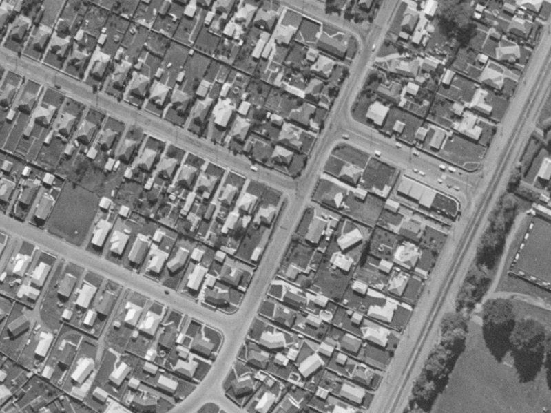 1 Nottingham Avenue from the air, 1970-1974